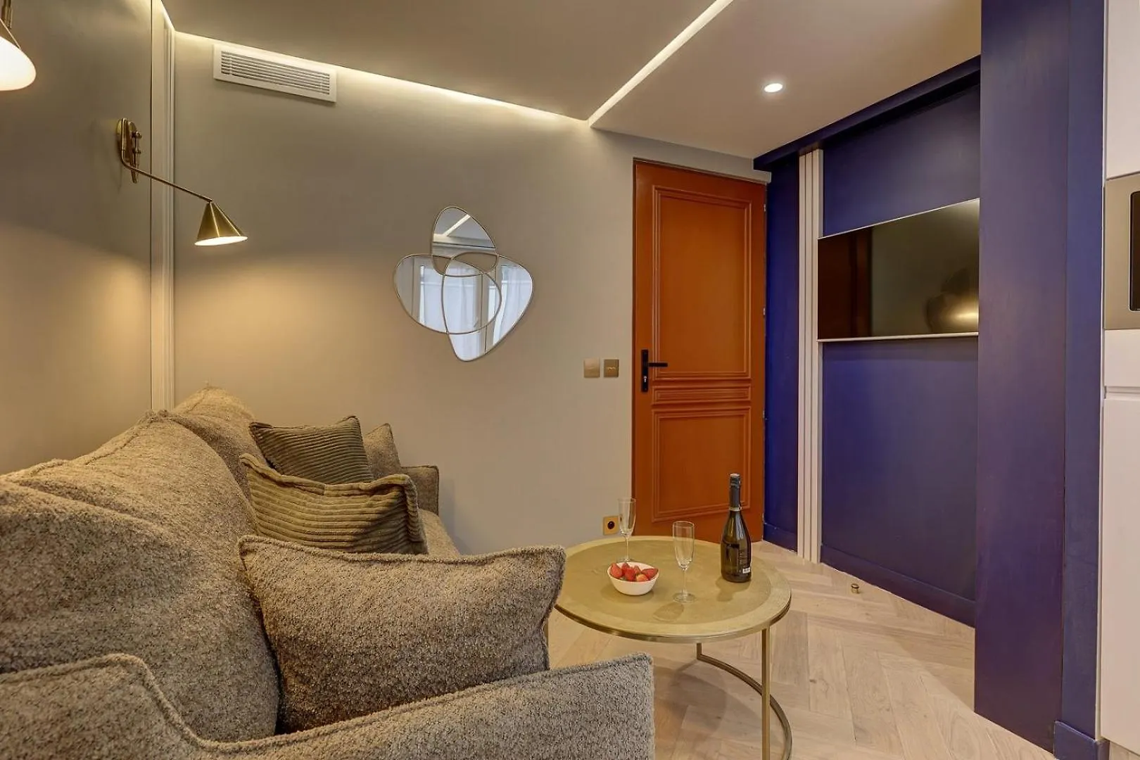 369 Fondary 5 - Superb In Paris